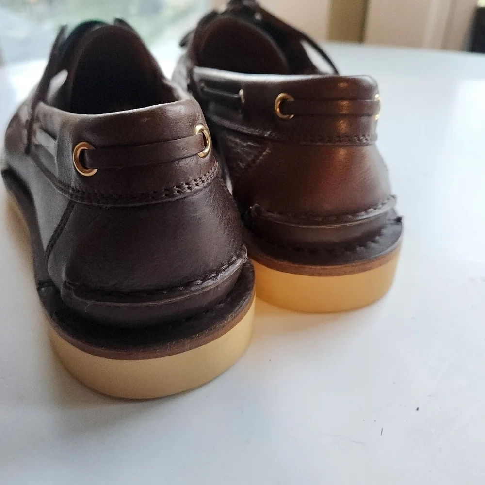 Gucci Delta Boat Loafer In Cocoa size 7 BNWOB missing lace